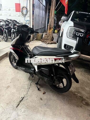 Honda Air Blade Trắng đen đỏ