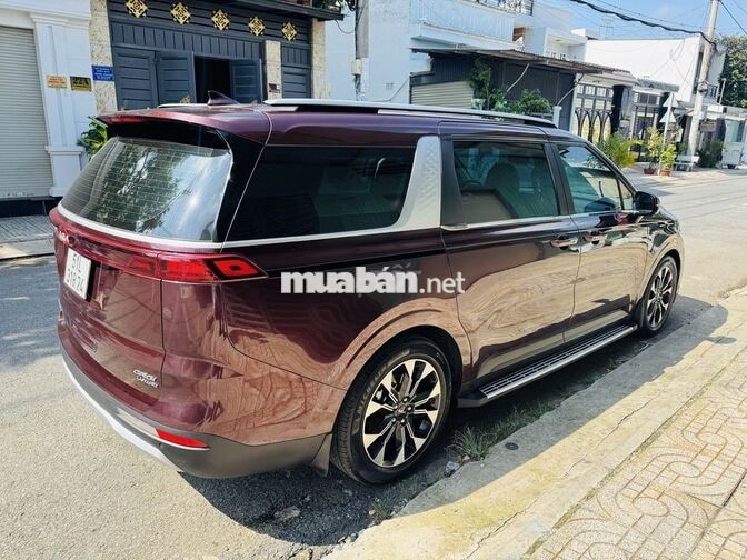 Kia Carnival 2022 Dầu Tự động 8 chỗ Đỏ