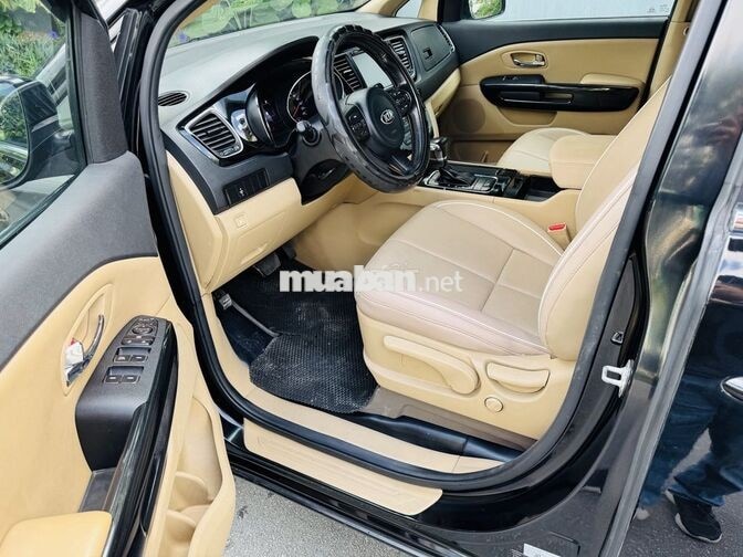 Kia Sedona 2018 Dầu Tự động 7 chỗ Đen