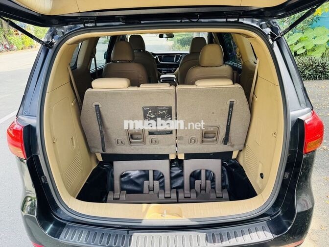 Kia Sedona 2018 Dầu Tự động 7 chỗ Đen