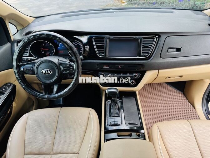 Kia Sedona 2018 Dầu Tự động 7 chỗ Đen