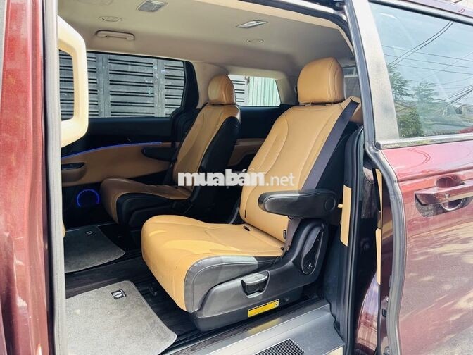 Kia Carnival 2022 Dầu Tự động 8 chỗ Đỏ