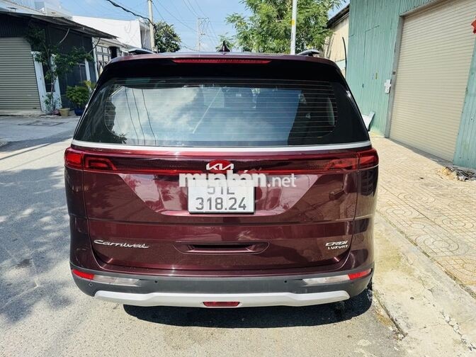 Kia Carnival 2022 Dầu Tự động 8 chỗ Đỏ
