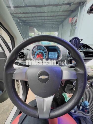 Chevrolet Spark Trắng Số sàn Xăng