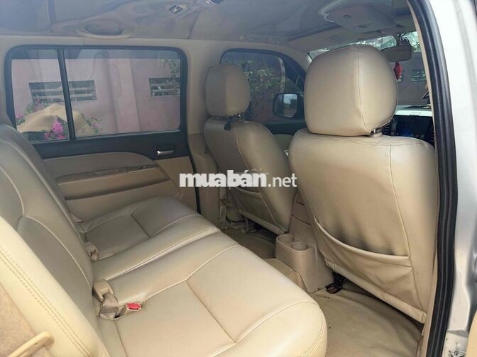 Ford Everest 2009 máy dầu 7 chỗ