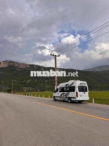 Mobihome Gaz Van 2020 Trắng Xe du lịch