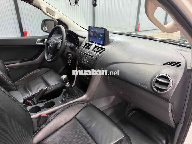 Mazda BT50 2019 2 cầu Số sàn