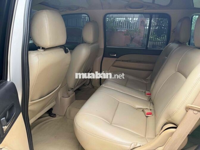 Ford Everest 2009 máy dầu 7 chỗ