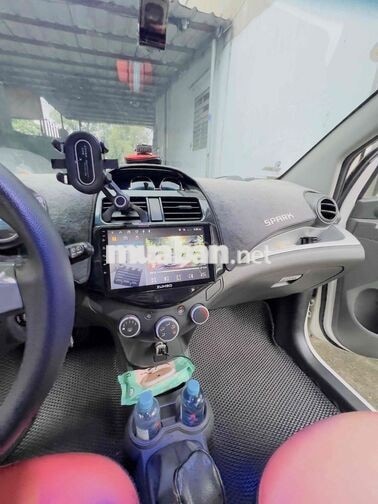 Chevrolet Spark Trắng Số sàn Xăng