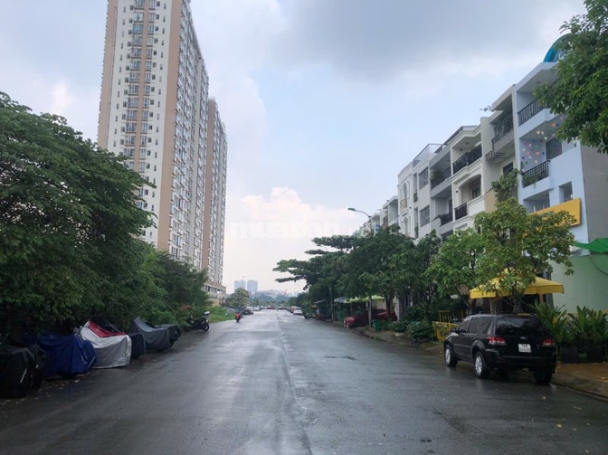 BIỆT THỰ GÓC 2MT KINH DOANH KHU INTRESCO 6B ĐƯỜNG PHẠM HÙNG .TPHCM 