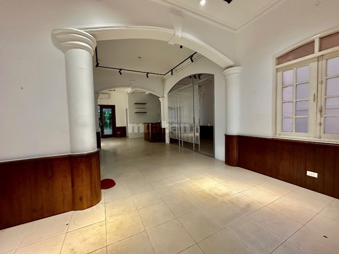 CHO THUÊ nhà Mặt Tiền Tân Bình. Cách CỘNG HOÀ 100m2. Giáp Ga T3