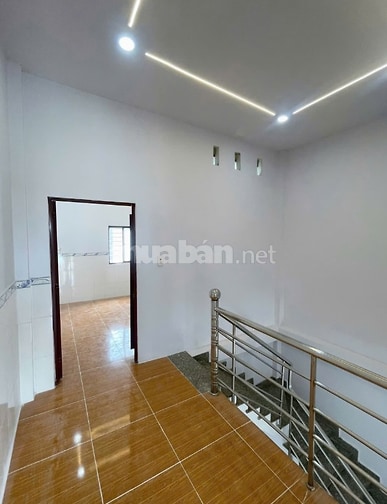 chính chủ bán nhà có sổ nở hậu Hóc Môn 72m2 giá 510tr thương lượng 