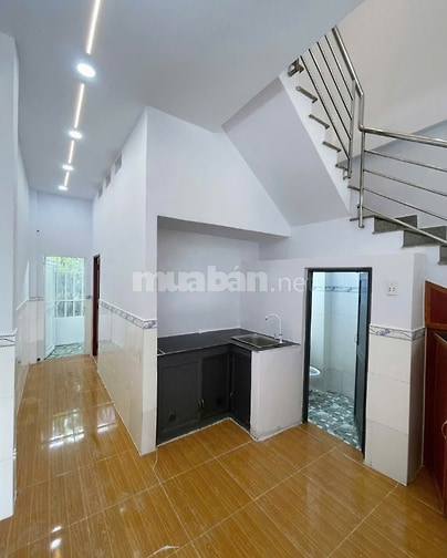 chính chủ bán nhà có sổ nở hậu Hóc Môn 72m2 giá 510tr thương lượng 