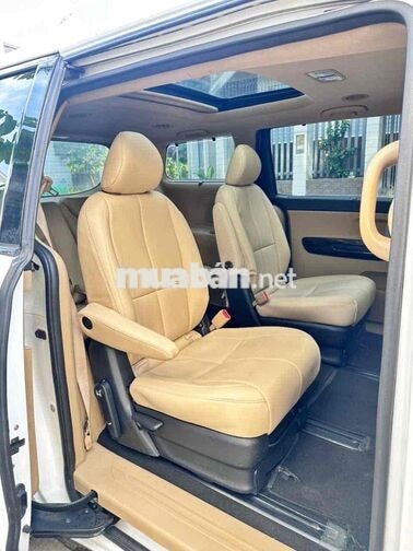 Kia Sedona 2016 ATH 7 chỗ Trắng