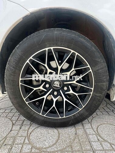 Suzuki Ertiga 2017 Trắng 1.4L