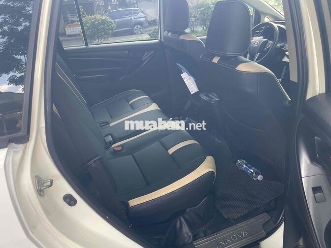 Toyota Innova 2018 Trắng xe 1 chủ từ mới
