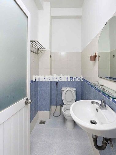 Căn Hộ cửa sổ Full nội thất máy giặt riêng ngay parc Mall Cao Lỗ