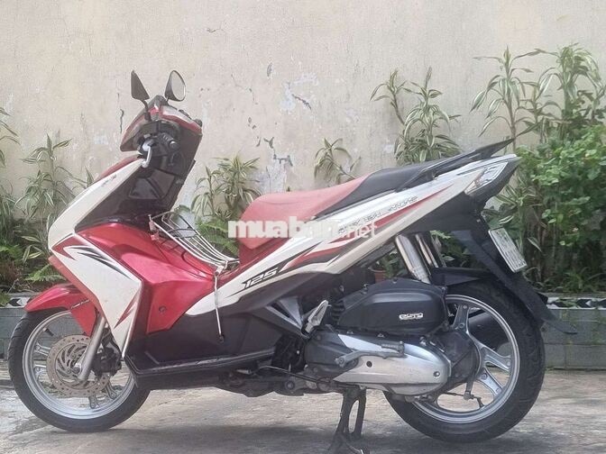 Honda Air Blade Fi Xăng Đỏ trắng
