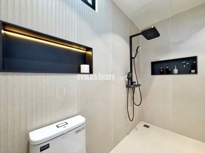CHO THUÊ CĂN PENTHOUSE NỘI THẤT CAO CẤP 3 PHÒNG NGỦ PHÍA NAM NHA TRANG