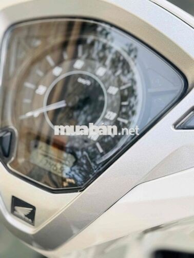 Honda Lead 125fi 2023 Trắng 7000 km 4Val khoá smk