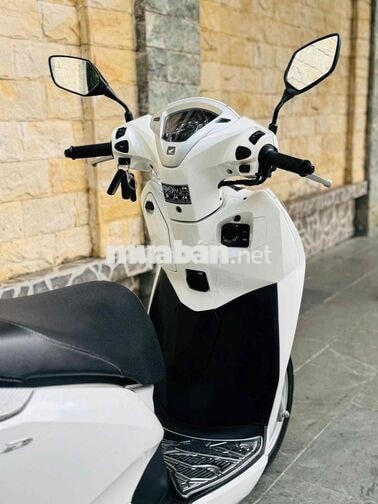 Honda Lead 125fi 2023 Trắng 7000 km 4Val khoá smk