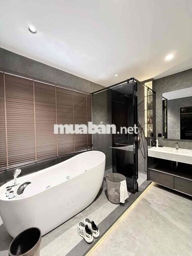 CÁCH MẶT TIỀN LÊ HỒNG PHONG, QUẬN 10 CHỈ 50m (63,7m2). GIÁ BÁN: 6Tỷ150