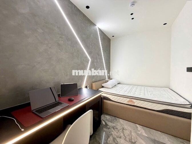 CHO THUÊ CĂN PENTHOUSE NỘI THẤT CAO CẤP 3 PHÒNG NGỦ PHÍA NAM NHA TRANG
