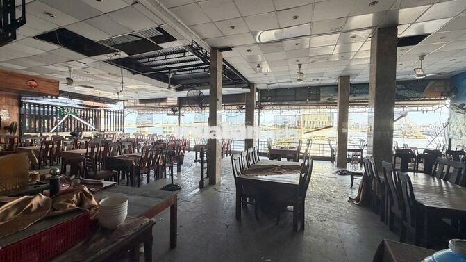 CHO MẶT BẰNG NHÀ HÀNG 3 TẦNG THÔNG SUỐT NGANG 8M NGAY BỜ KÈ THÁP BÀ