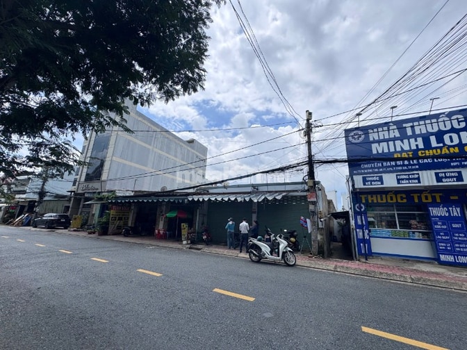 Bán 240m2 đất mặt tiền Nguyễn Thị Xinh- Thới An - Quận 12- Giá 15.8 tỷ