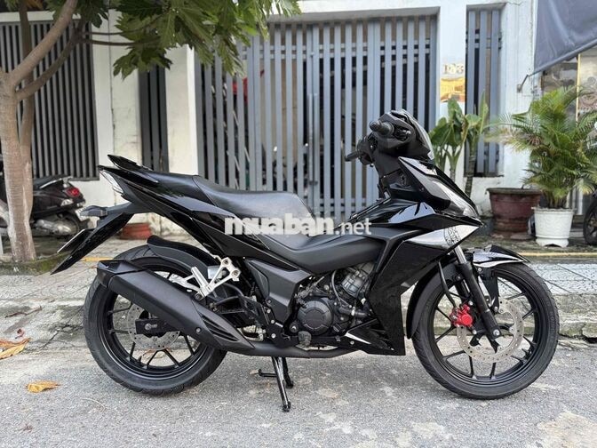 Winner V1 2019 Đen B.số 43 Góp trả trước 0đ