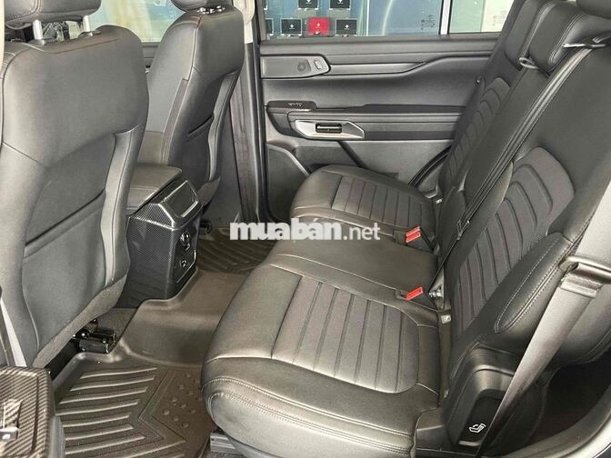 Ford Everest Sport 2026 Siêu Lướt 17.700km