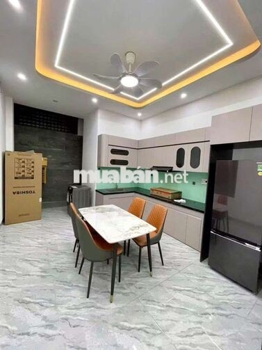 Cho thuê căn góc full nội thất 