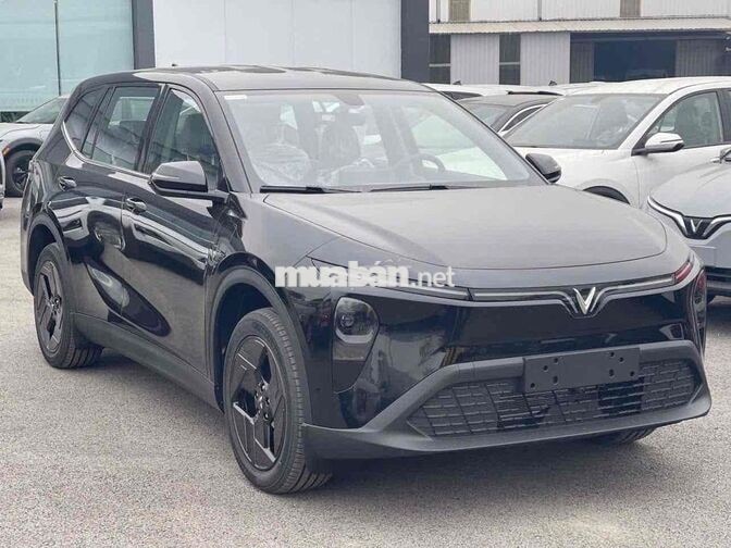VinFast MPV 7 Trắng