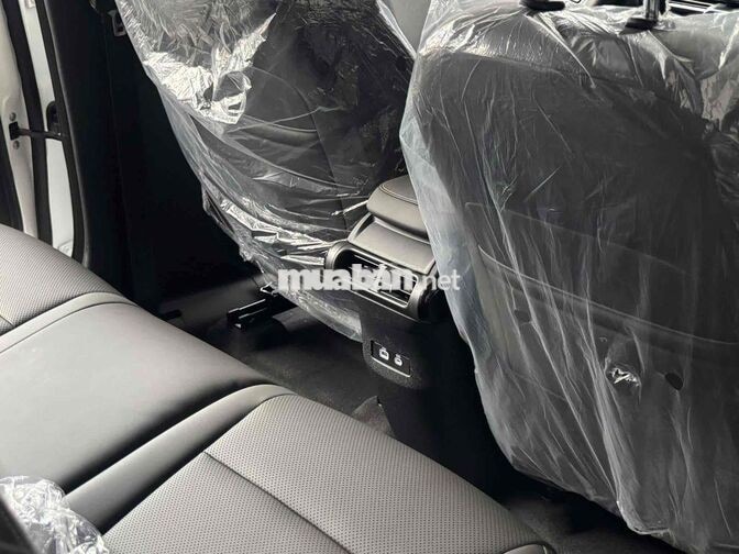 VinFast MPV 7 Trắng