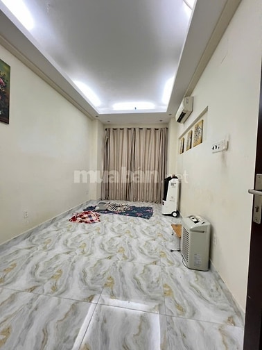 Cho thuê nhà mới đẹp Hẻm Xe 8m - Đường Nguyễn Đình Chiểu, P.5, Q.3