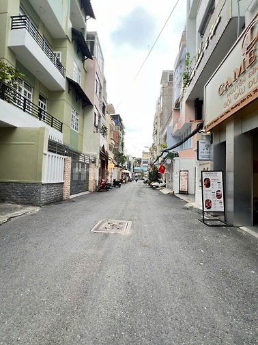 Cho thuê nhà mới đẹp Hẻm Xe 8m - Đường Nguyễn Đình Chiểu, P.5, Q.3