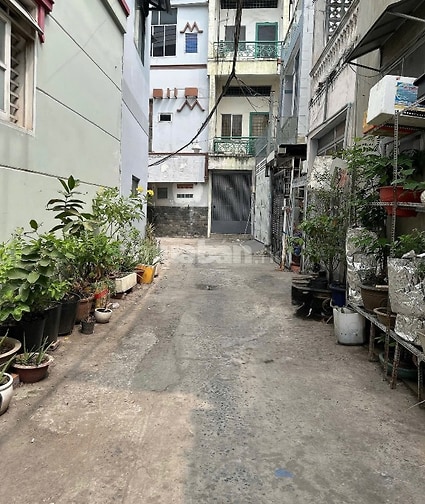 Huỳnh Văn Bánh Phú Nhuận, Hẻm 3m, nhà C4 ~60m2(4x14m) nở hậu, 2PN