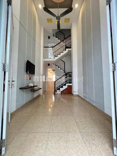 Cho Thuê Nhà - Lý Thường Kiệt, P.14, Quận 10. 3.1m x 10m,NH 3.25m.