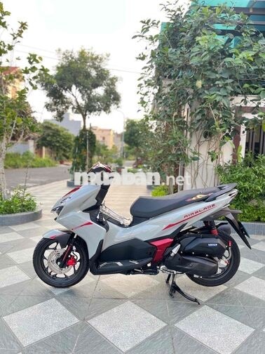Honda Airblade 125 ABS 2026 Xám đỏ