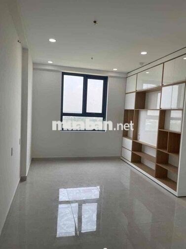 Giảm giá bán nhanh căn 55m2 2PN, chung cư Sài Gòn Intela, giá 2 tỷ