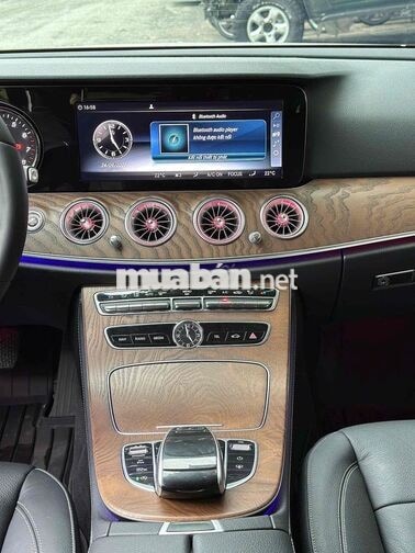 Mercedes E200 Trắng Xăng Tự động 2.0 Turbo