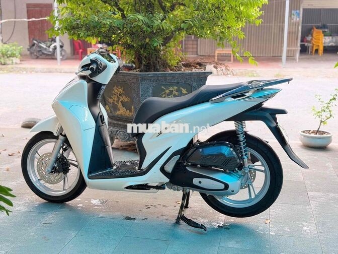 Honda SH 125 ABS 2026 Trắng 1400km