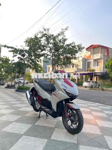 Honda Airblade 125 ABS 2026 Xám đỏ