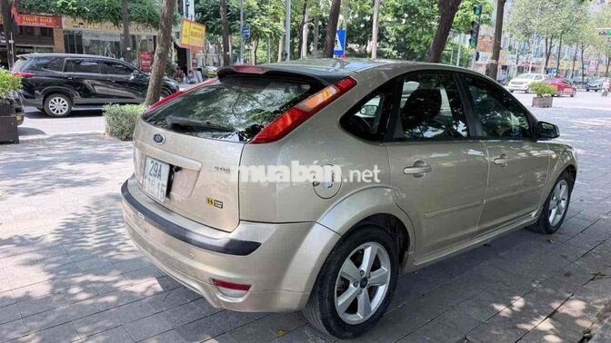 Ford Focus Sx 2006 Tự động Vàng cát