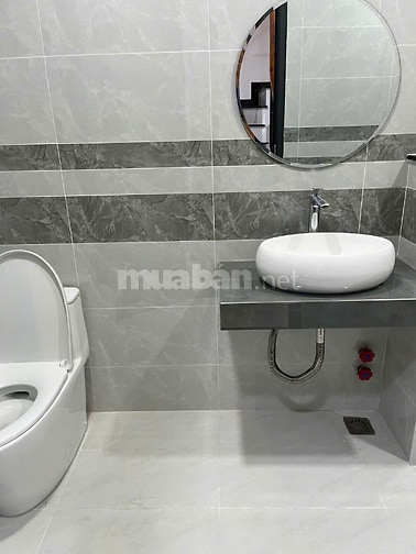 Cho thuê nhà văn phòng Him Lam mặt tiền Hoàng Trọng Mậu 