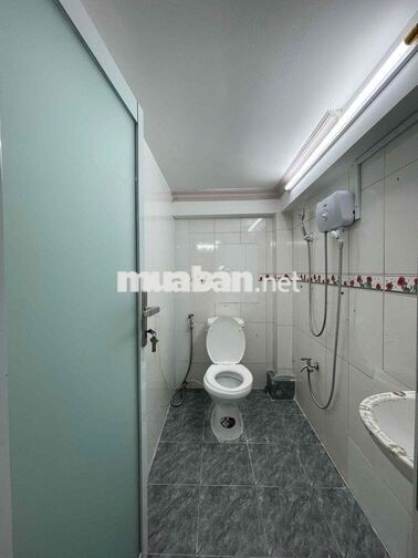 Chính Chủ Cho Thuê Căn Hộ Quận 6 ( 25m2 - Phòng Ngủ Cửa Sổ Lầu 1 )