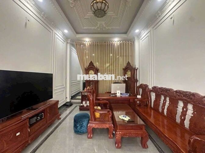 Nhà 1 trệt 3 lầu sân thượng hẻm 188 liên khu 4/5
