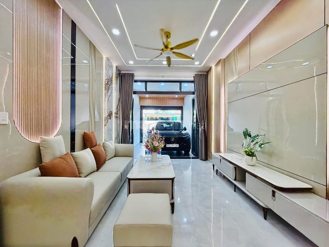 Nhà 3 lầu tuyệt đẹp Cao cấp Mặt tiền Đường Số 4, P.Thông Tây Hội, Q.Gò