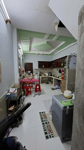 Nhà 1 trệt 2 lầu 2 mặt tiền 6m và 3.5m hẻm xe hơi vào nhà