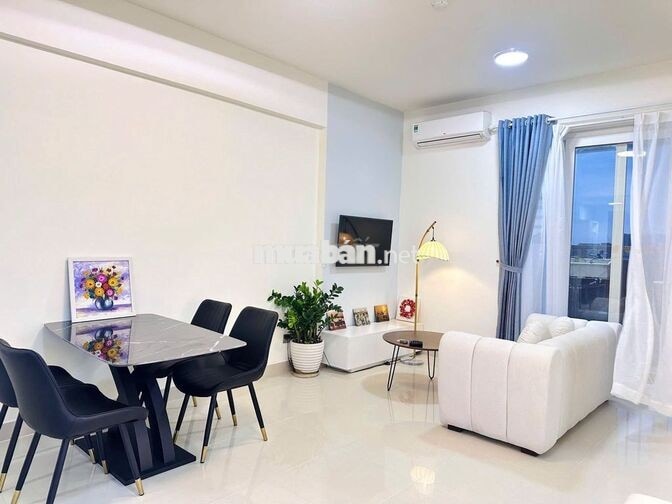 Cho Thuê 2PN1WC The Park Residence Giá 9 tr LH Quỳnh 